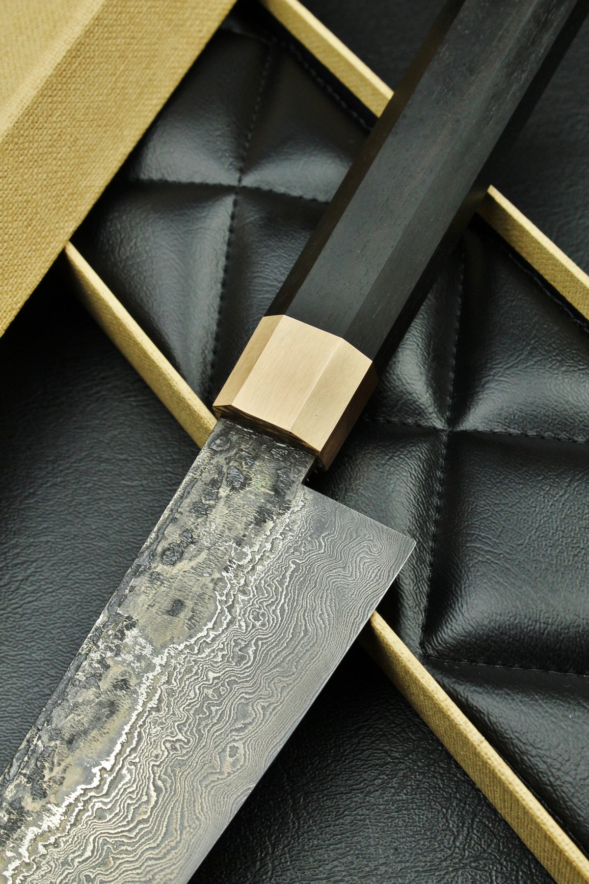 Damast-Gyuto 215 achteckig