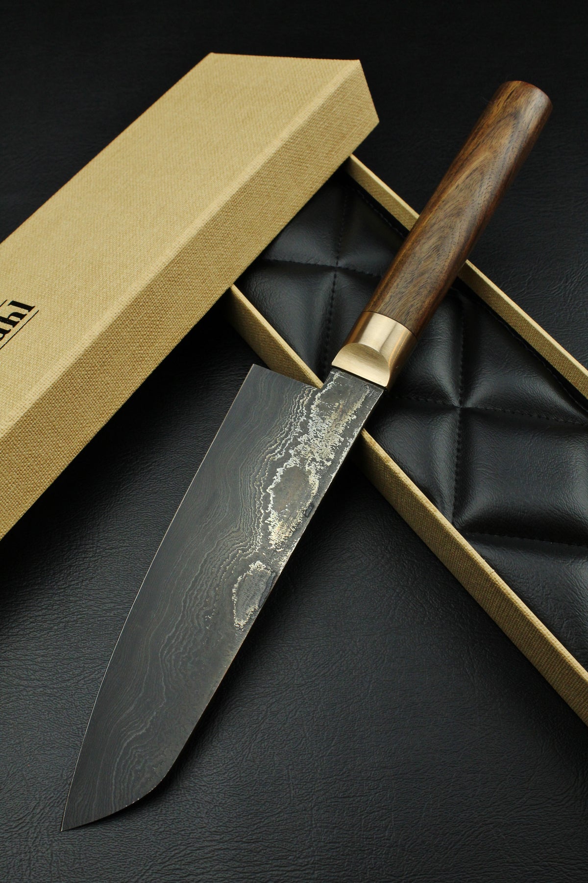 Damascus-Santoku 500L, deutsche Walnussholz-Ausführung