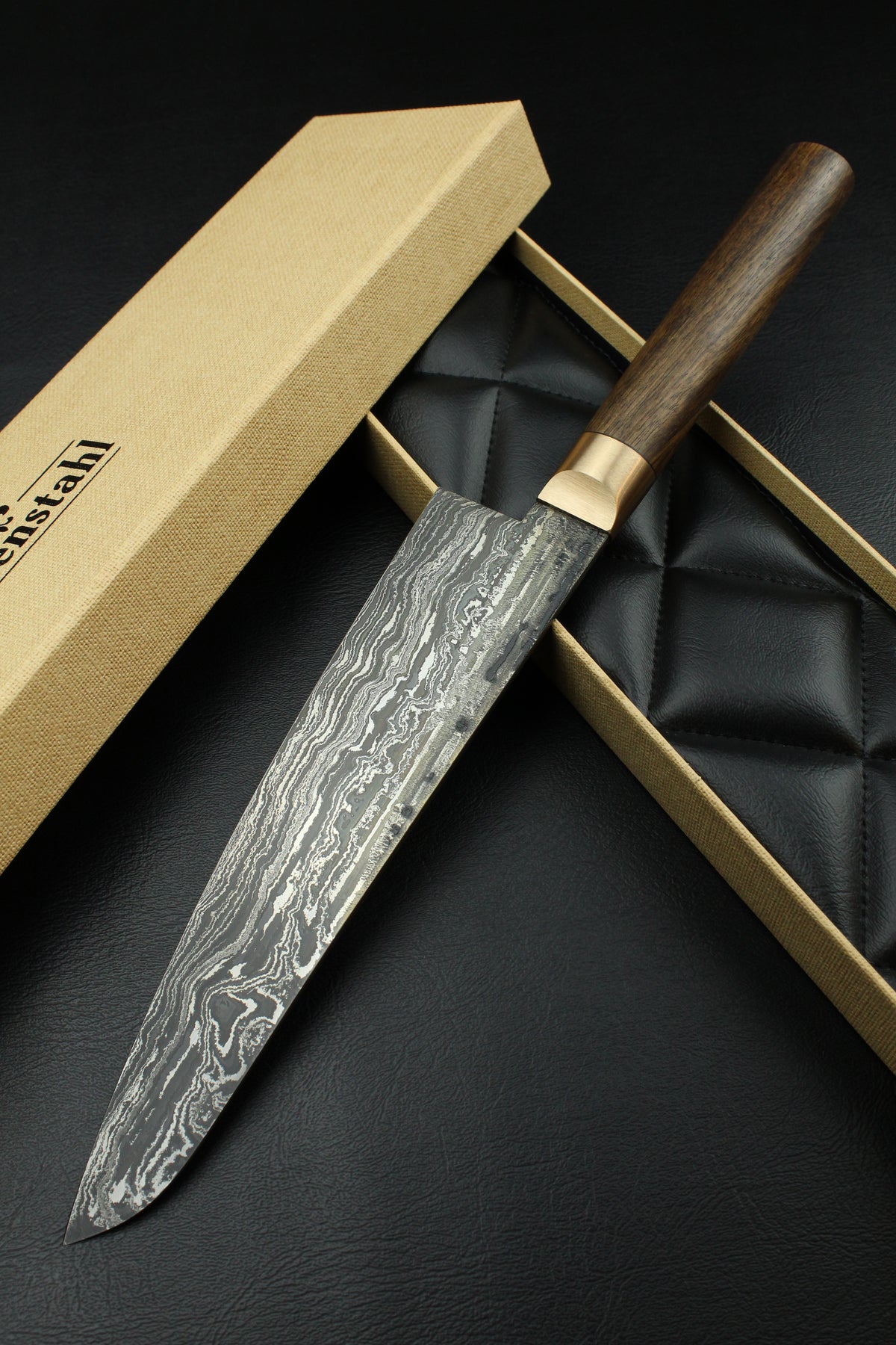 Damascus-Gyuto HK1 aus deutschem Walnussholz