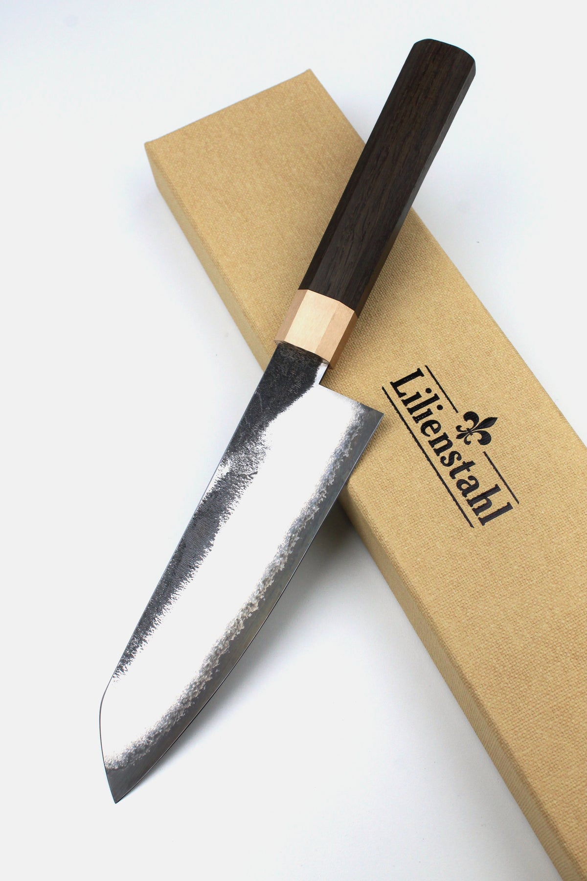 Santoku aus achteckigem Torfholz