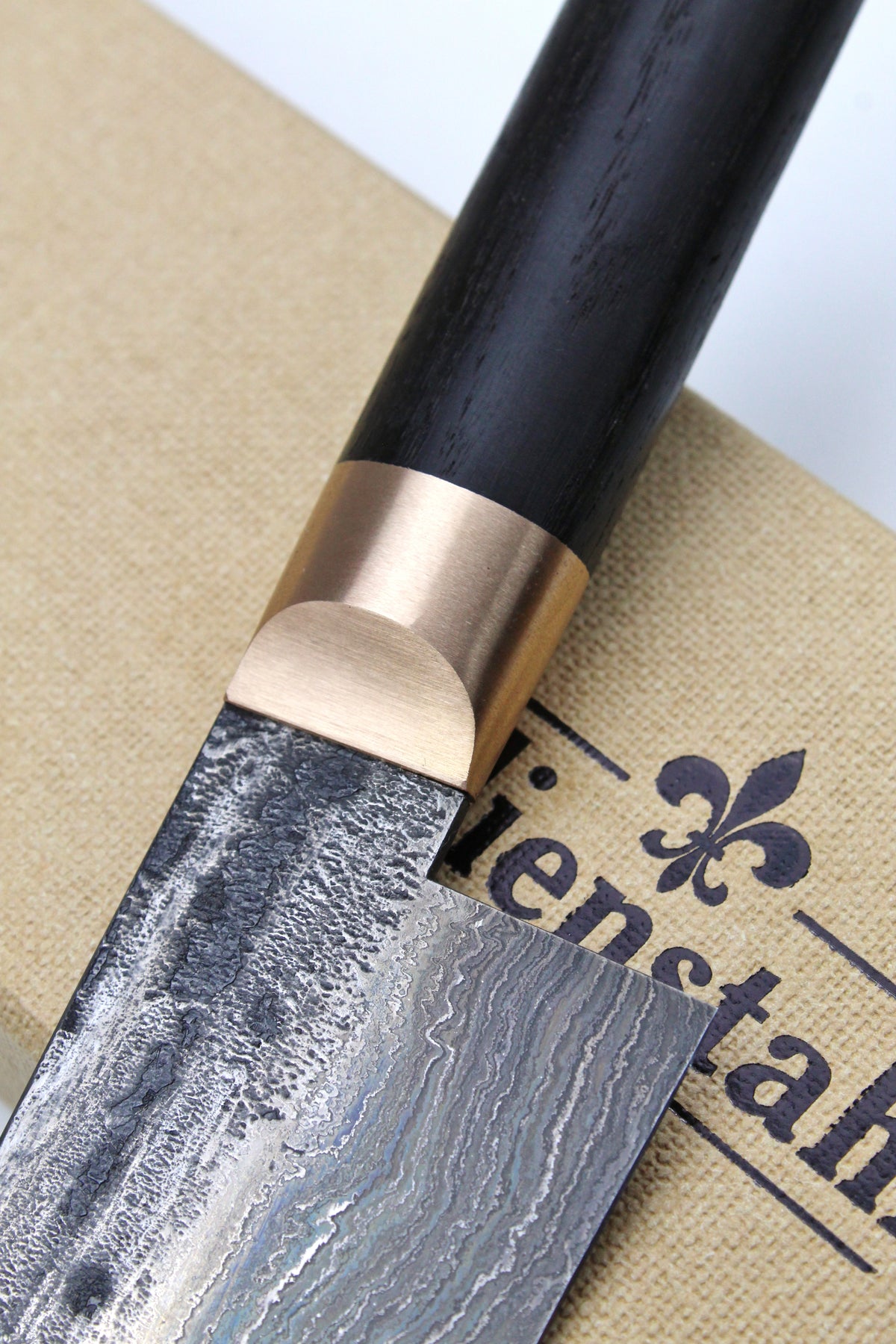 Gyuto Damast Torfmoos-Eiche 500L