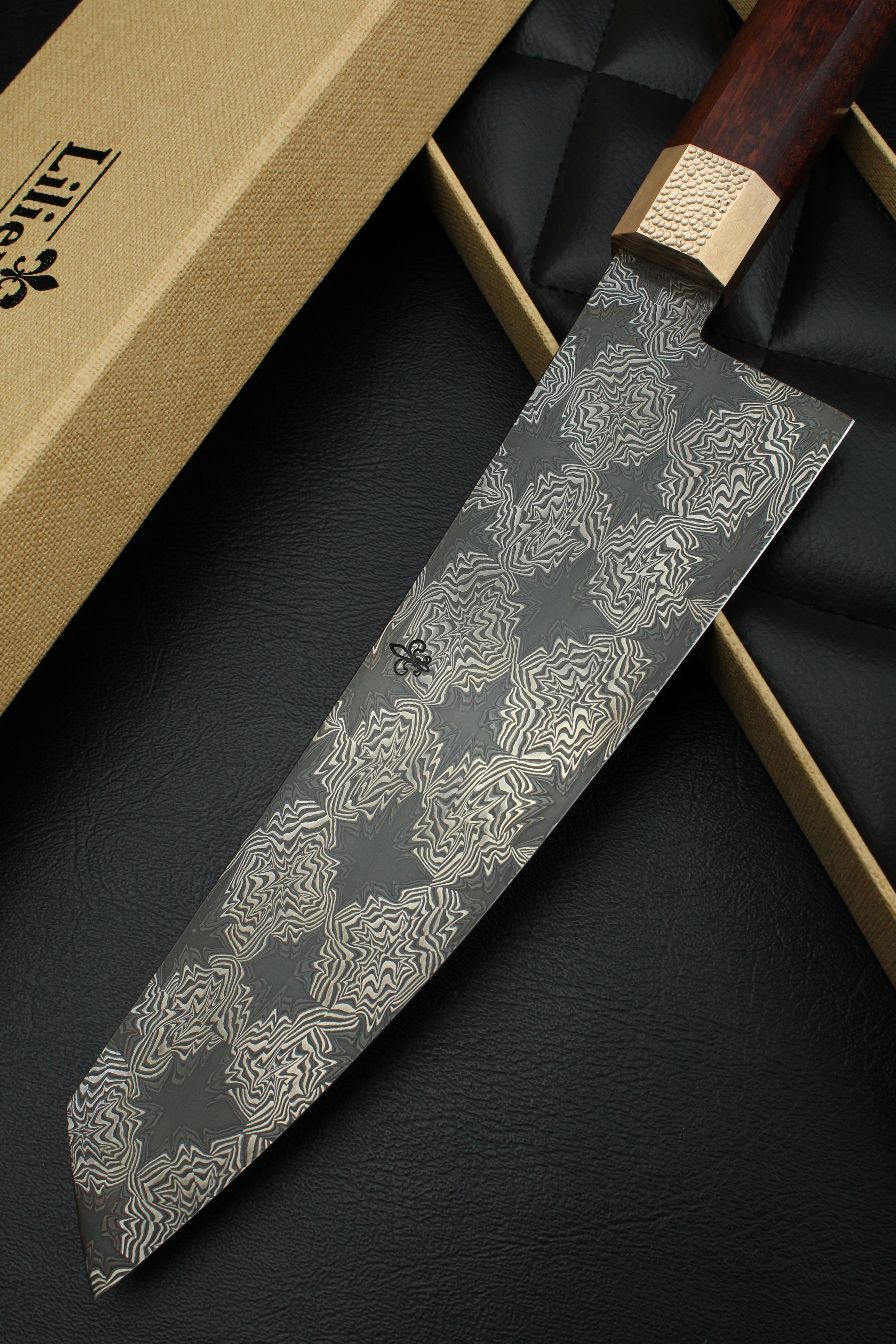 S Damascus K-Tip Santoku Snakewood