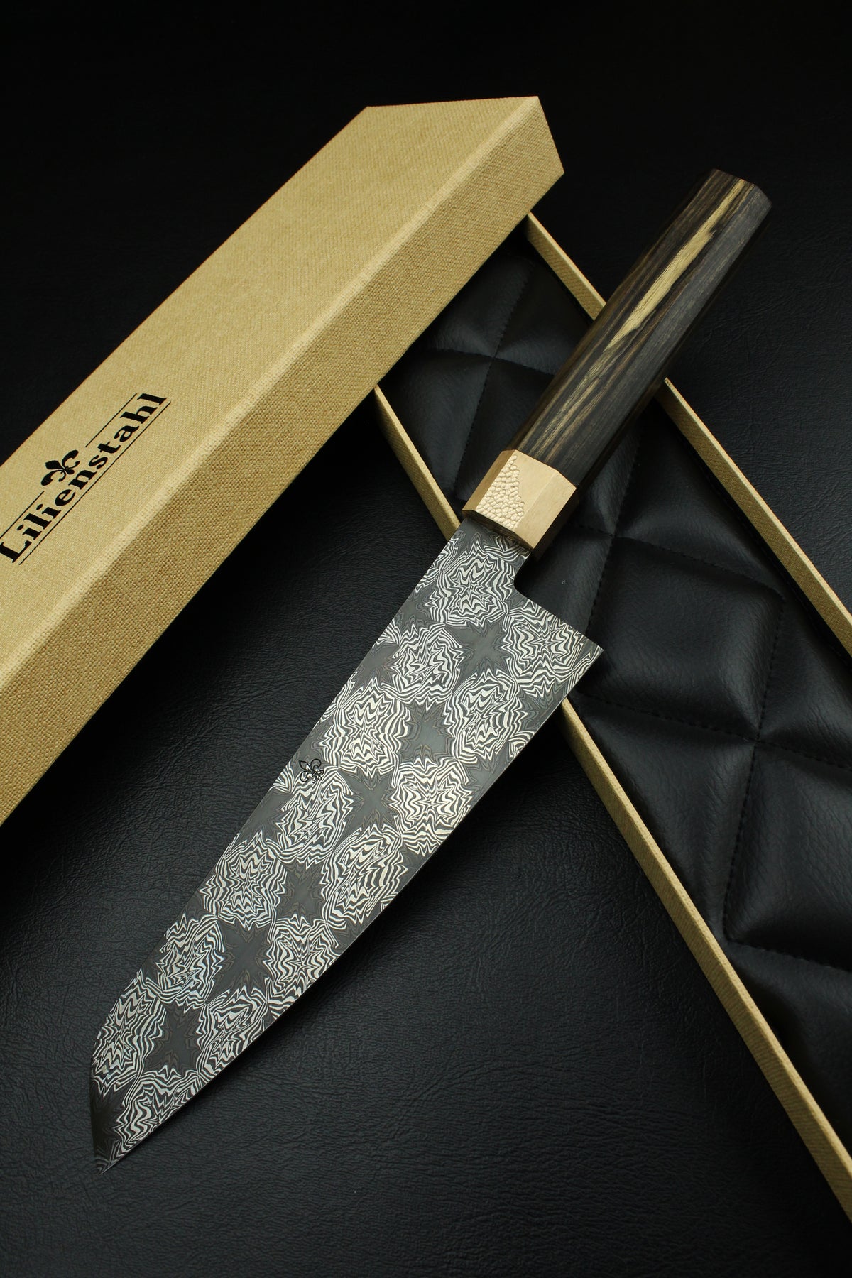 Santoku Black Star Schwarz-Weißes Ebenholz