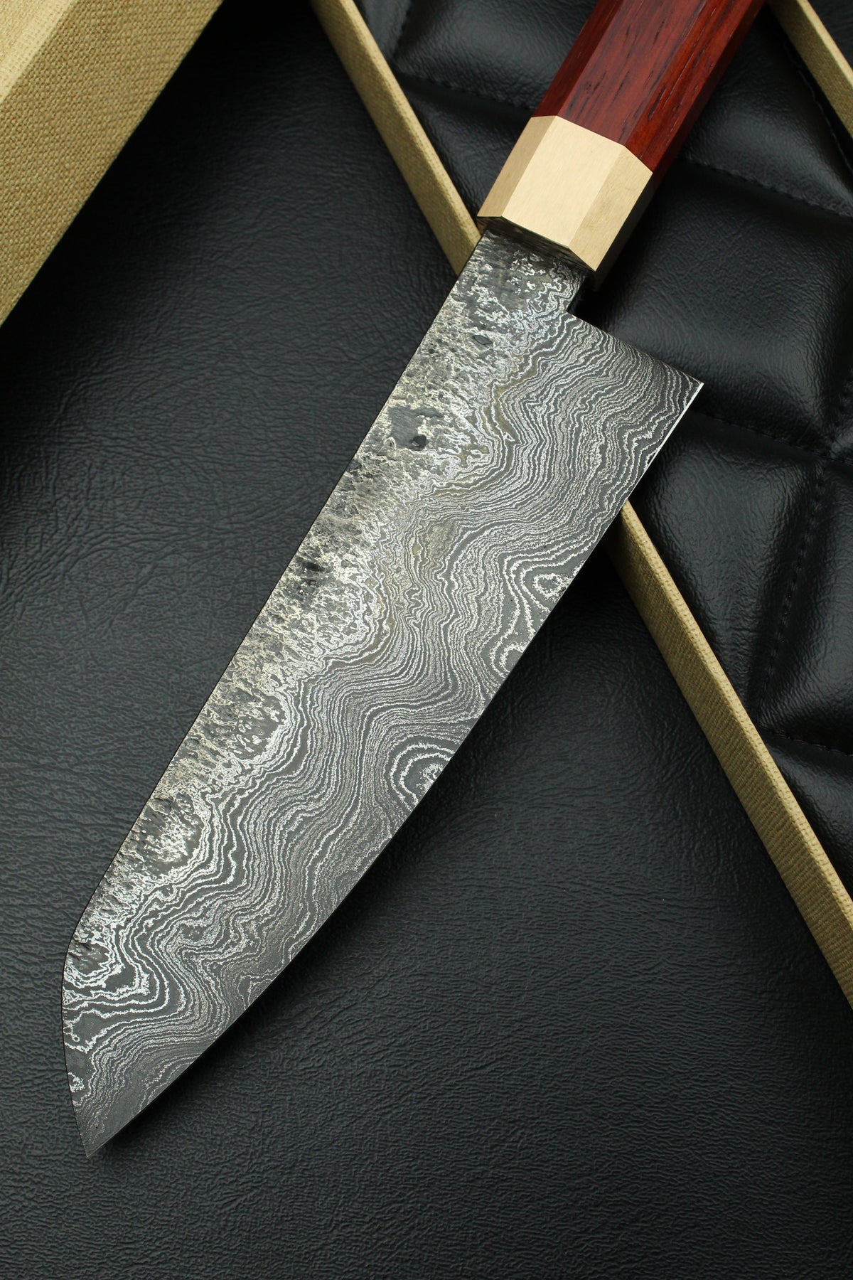 Padouk-Damast-Santoku 215, achteckiger Griff, 2,1
