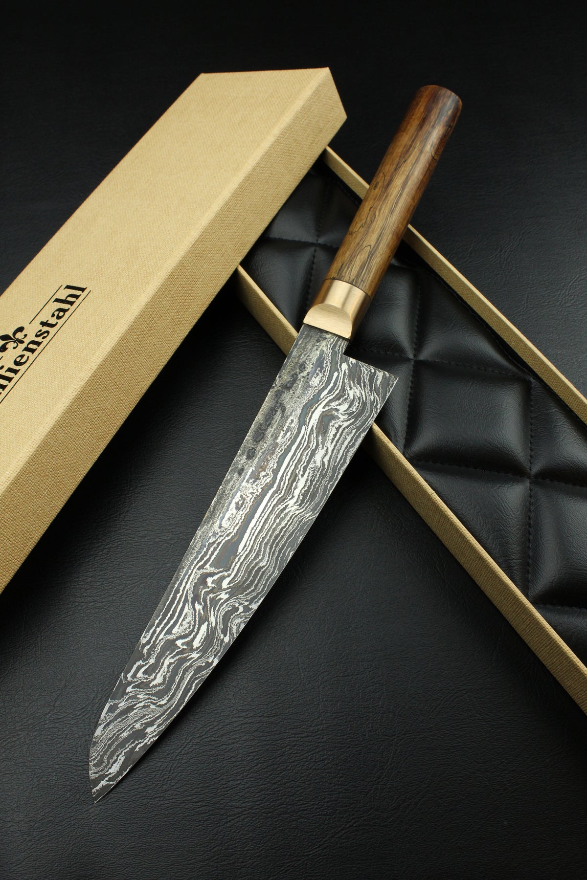 Damascus-Gyuto HK German G-Walnut