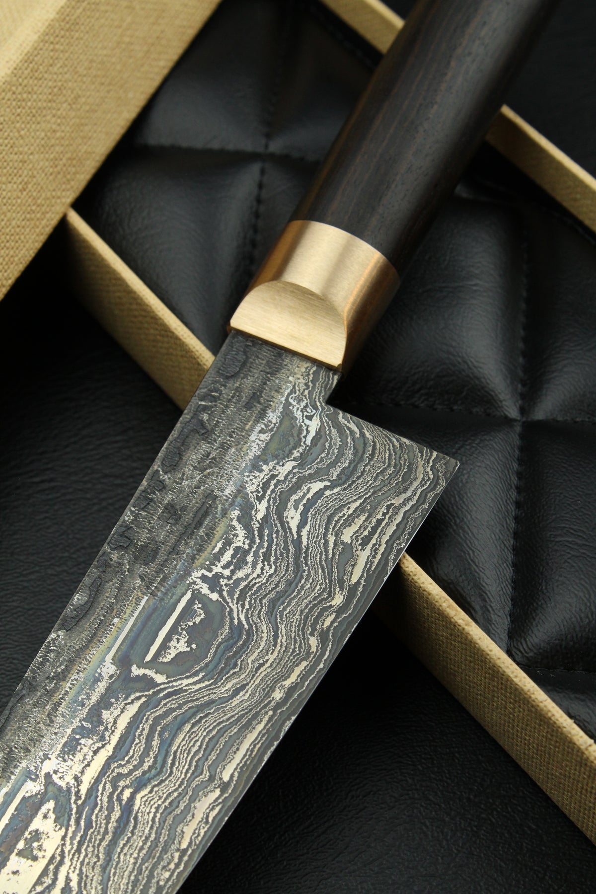 Damascus-Gyuto HK aus schwarzem Ebenholz 1,4