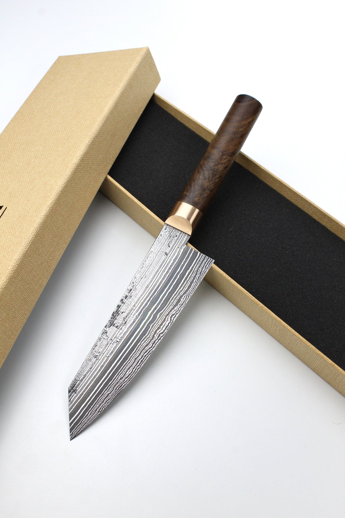 M-Santoku Walnuss mit Längsmaserung