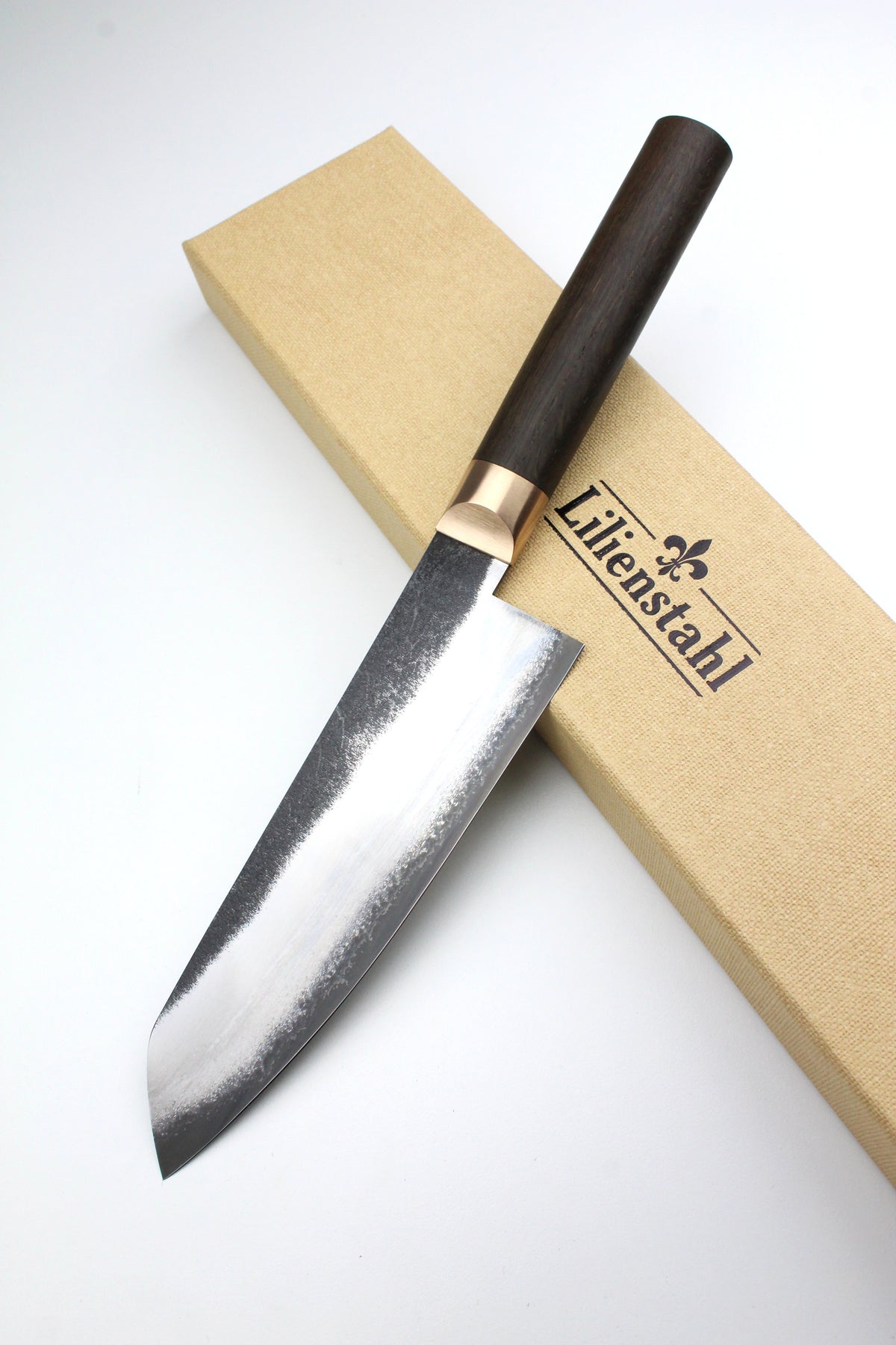 Santoku aus Torfholzeiche
