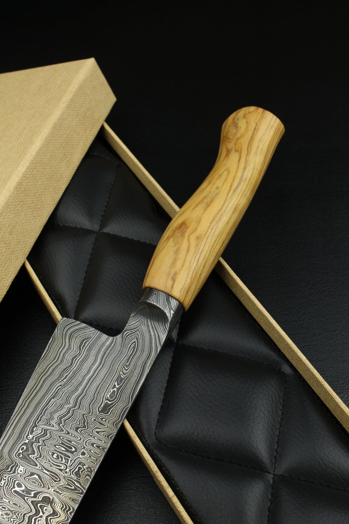 Gyuto Torsion 210 Olivgrün