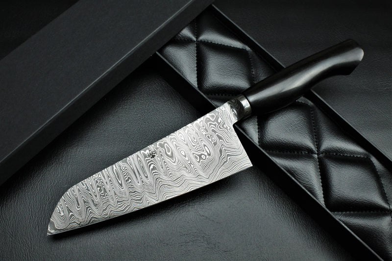 Santoku 180 Black Edition